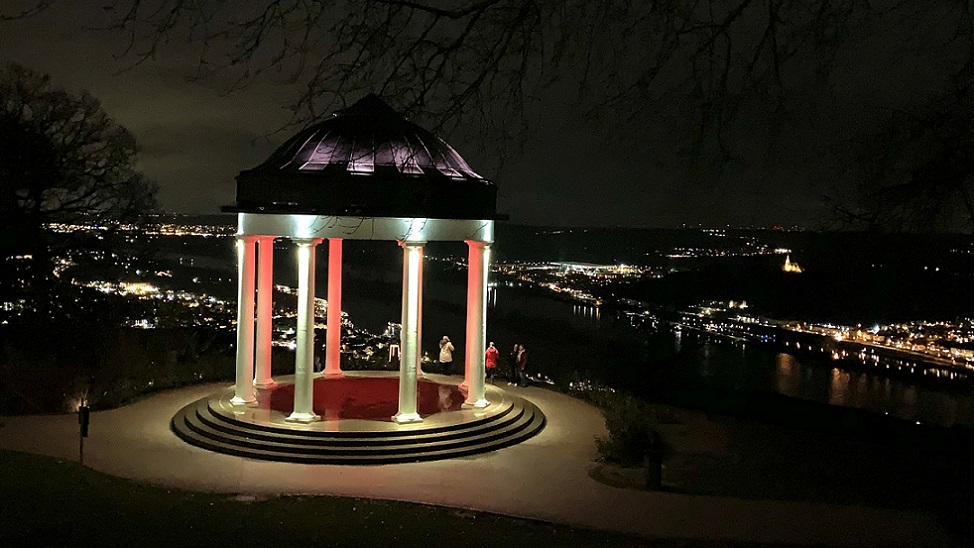 Goethe-Tempel hoch über Rüdesheim - am Abend ist es dort noch viel romantischer!